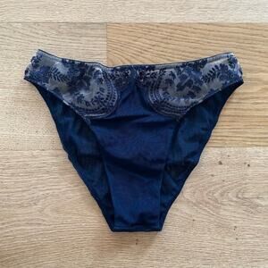 I.D. Sarrieri Tuscan Holiday Embroidered Stretch Tulle Briefs in Navy & Beige